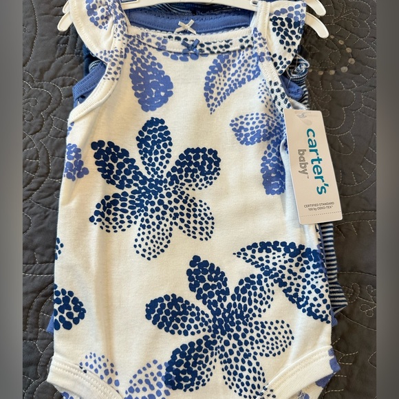 Carters Baby Girl 5 Pack Onesies NWT Size Newborn - Picture 3 of 8